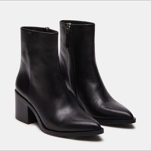 Steve Madden booties 6.5